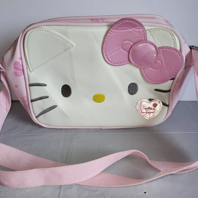 Hello Kitty Girls shoulder purse.