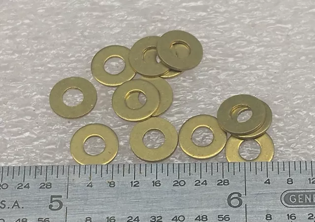 PLAIN FLAT WASHERS  #4 ID X 9/32" OD  BRASS  - 100 pcs