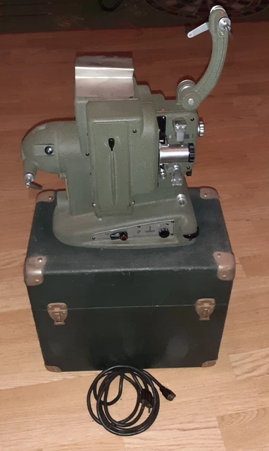 Filmprojektor / Projecteur de film Bolex Paillard M8 (D'occasion) à Collonges pour CHF 160 – avec livraison | Acheter sur