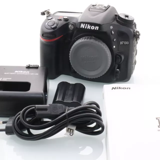 Nikon  D7100 24.1 MP SLR-Digitalkamera  (Nur Gehäuse) nur 20500 Auslösungen