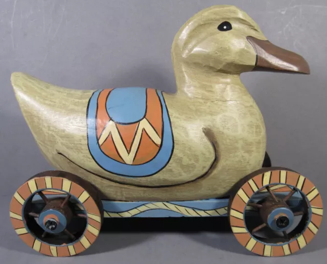 Juguete de tirón de pato tallado pintado a mano para guardería o decoración infantil 7,25"" x 5"".