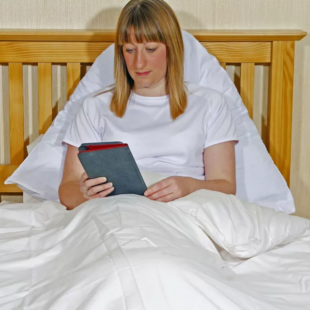 Comfortnights Premium V shape wipe clean, Nursing pillow
