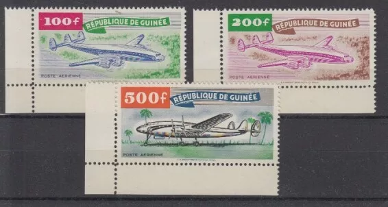 Flugzeuge    Guinea  21 - 23   ** (mnh)