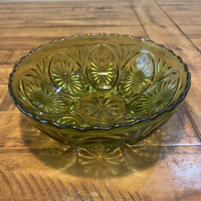 Vintage Anchor Hocking Green Pressed Cameo and Star Pattern Glass Bowl Mint!