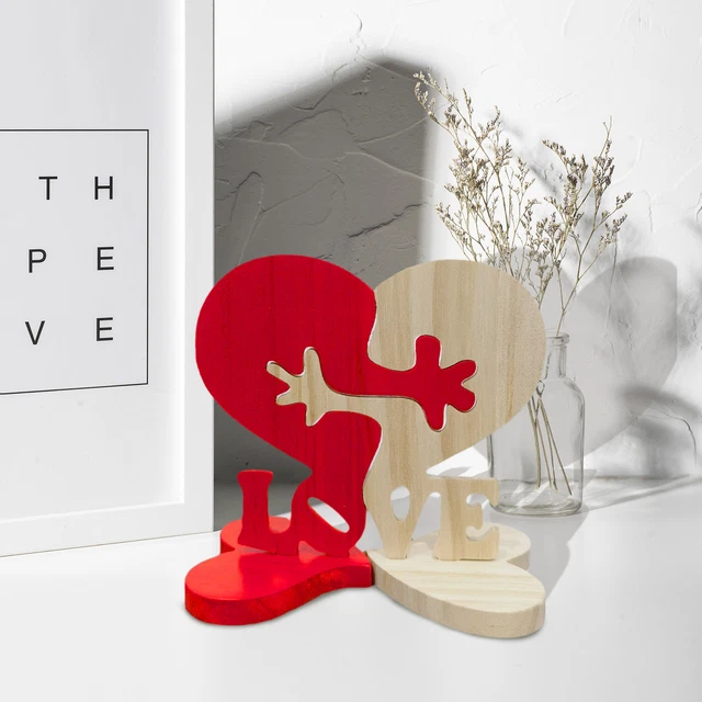 Endloses Liebessymbol Ornament Holzherz Valentinstag Umarmung Handwerk
