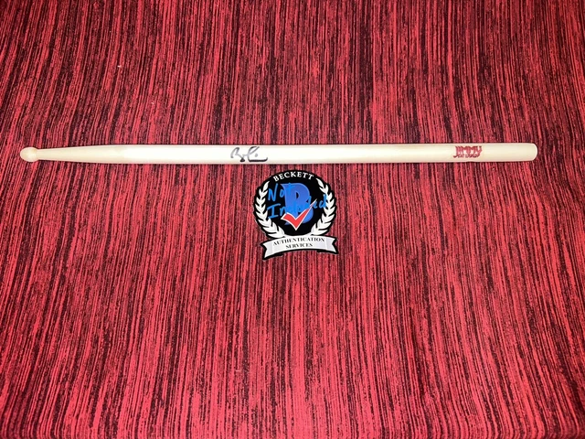 Zach Lind Signed Drumstick Jimmy Eat World Drummer Beckett #2 Zach Lind Signed Drumstick Jimmy Eat World Drummer Beckett #2