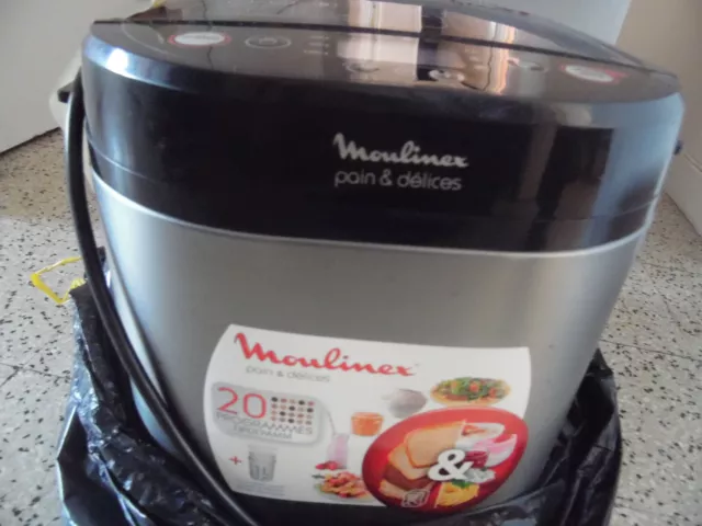 Machine à pain Moulinex PAIN ET DÉLICE 1KG 20 PROGRAMMES AUTOMATIQUES INOX