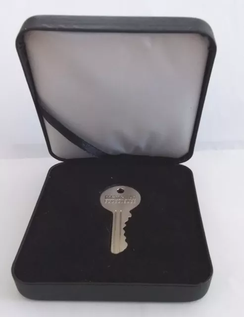 The Doctor Who Experience 2009, Official Companion Tardis Key in Case  Very Good