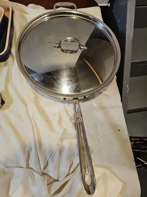 https://www.picclickimg.com/-SwAAOSwBzxljPpT/All-Clad-6-QT-Copper-Core-Stainless-Pan-w.webp