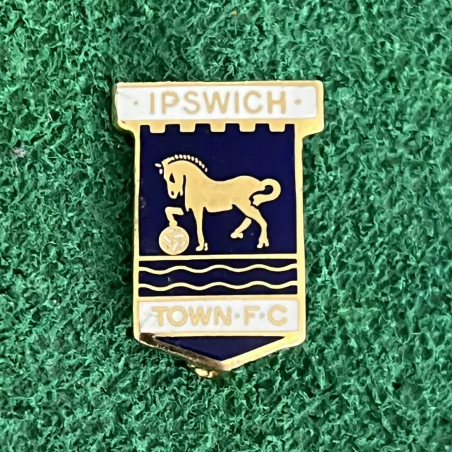 Ipswich Town Vintage Pin BADGE