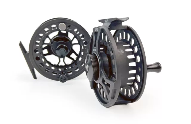 PFLUEGER MEDALIST 5/6 Fly Reel and Wychwood #5 Feather Floater Fly