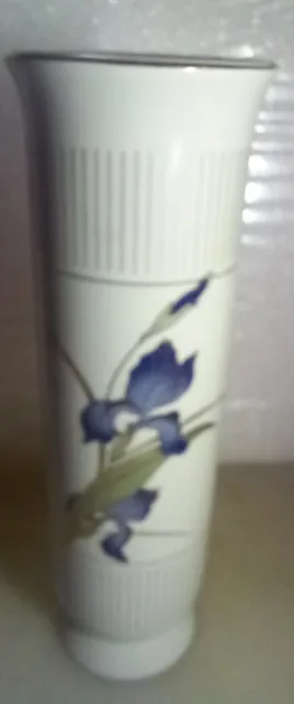 Otagiri 7" Bud Vase GRAND IRIS  With Iris Flowers And 24Kt Gold Details Japan