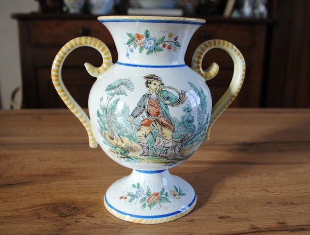 Magnifique Vase A 2 Anses En Faience De Nevers - J Montagnon - 1937/1978