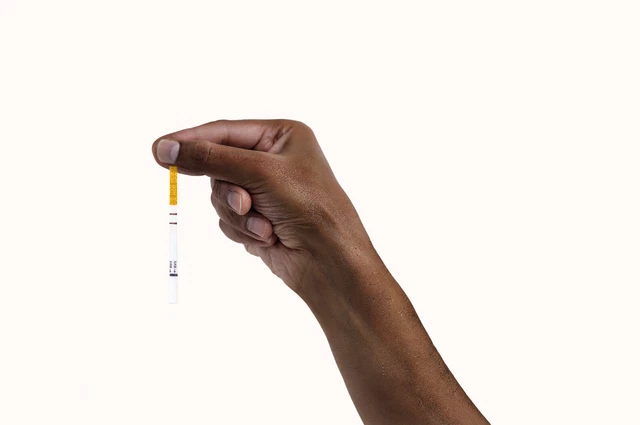50 strisce reattive ovulazione sensibili larghe 25 mIU 3,5 mm test di fertilità Regno Unito veloce