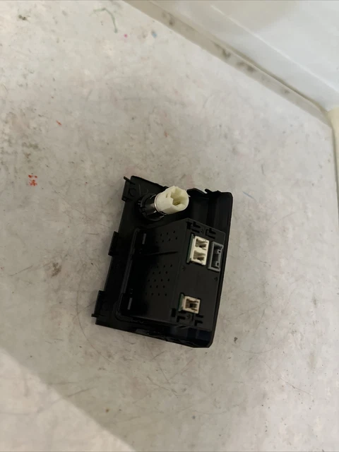 2020 MAZDA 3 Center Console Usb Auxiliary Jack Adapter Port Hub Oem ...