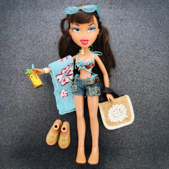 2004 Bratz DANA Doll - Sun Kissed Summer Beach Original Clothes Swimsuit az