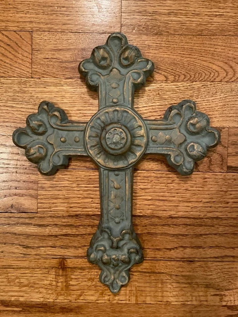 Gothic Medieval Cross Sculpture Decorative Hanging Wall Decor Gray Resin