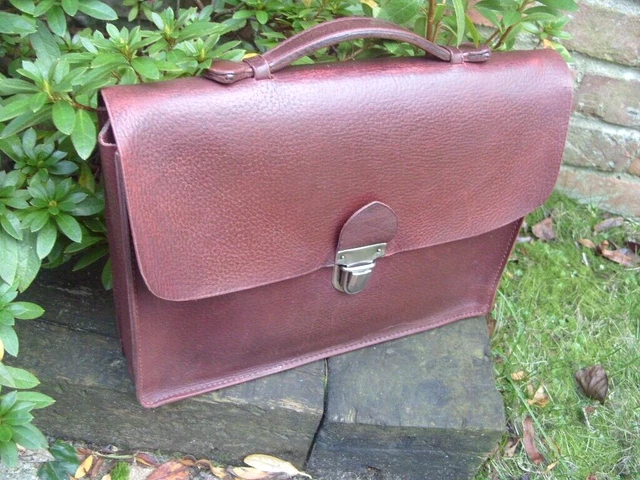 Petite sac en cuir pour ceinture, couleur noire ⚔️ Boutique Épées