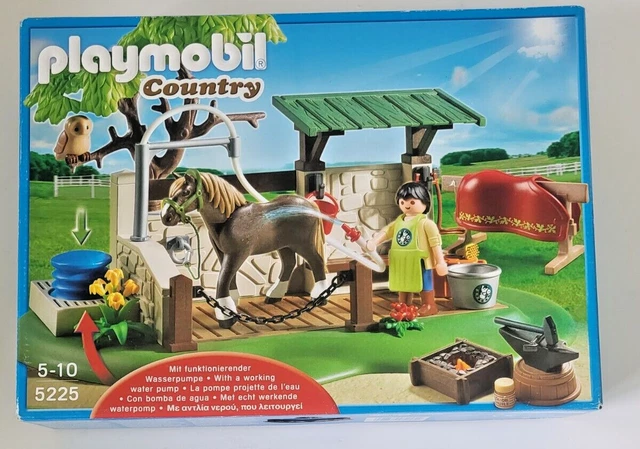 Coffret Soins Chevaux Pfiff - 6 Outils : Peigne, étrille, Brosse, Gant Picots - 31x19x22cm