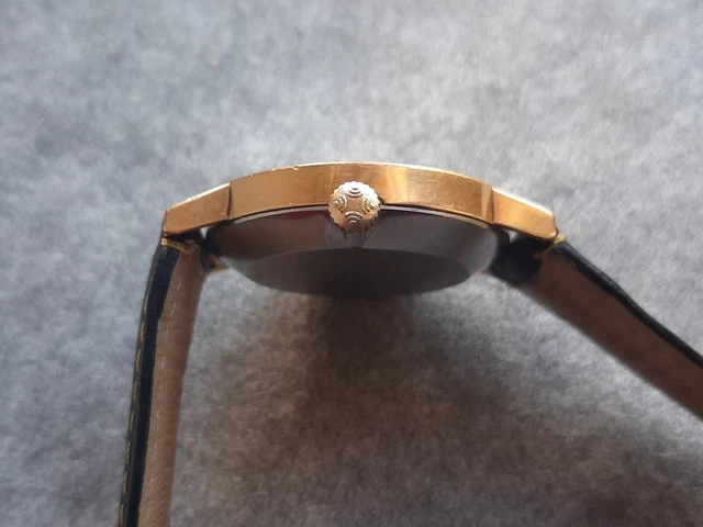 ZENITH-MOVADO MUSEUM 20.0040.366 QUADRANTE DORATO; MANUALE Zenith 2572. 35 mm.  4