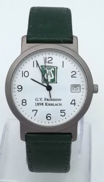 Herrenuhr,Damenuhr,Werbeuhr,Titanuhr,Datumsanzeige,Lederband,die Uhr läuft