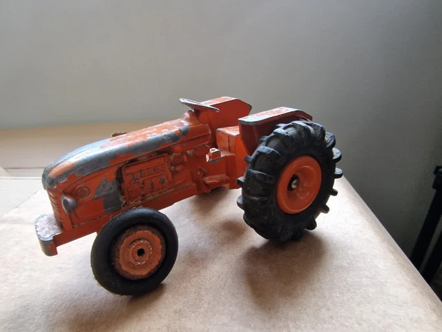Jouet ancien Tracteur Renault E30 CIJ