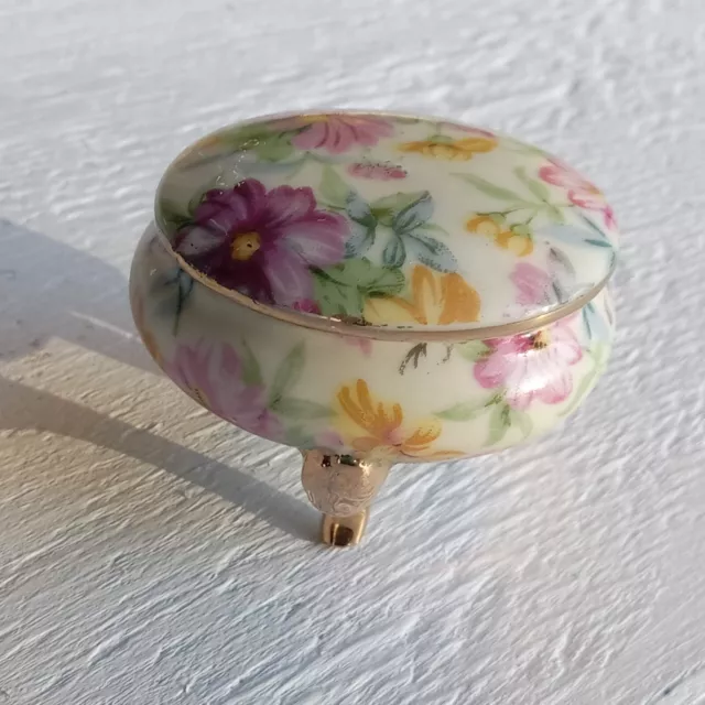 Vtg Tiny Porcelain Tri-Footed Ring Trinket Box Floral With Gold Trim Unmarked