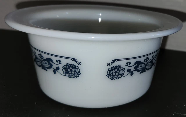 Pyrex Old Town Blue Parkay Margarine Promotional Butter Dish Corning Blue Onion.