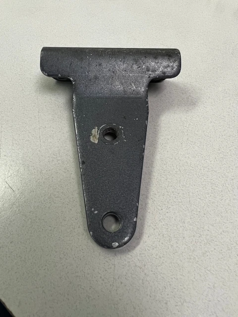 Yamaha 115hp 4 stroke outboard steering hook (68V-48511-10-00)