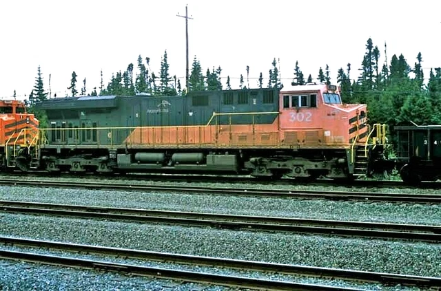 Arcelor Mittal 302 PORT CARTIER, QUEBEC    _ ORIGINAL TRAIN SLIDE