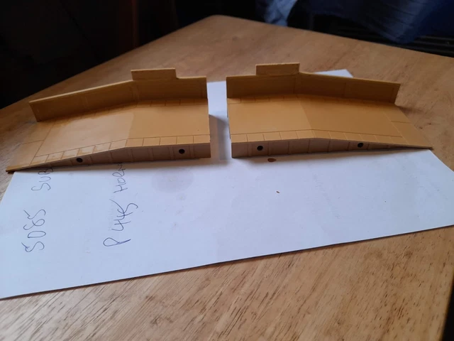 Hornby R7371 OO Gauge Platform Steps – AGR Model Railway Store Hornby R7371 OO Gauge Platform Steps – AGR Model Railway Store