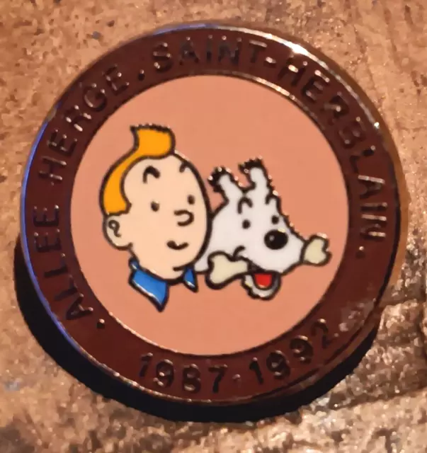 Hergé & Tintin - Pins collector-CAC NANTES, St Herblain - Tintin & Milou