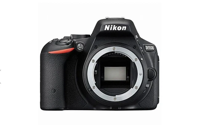 [Nikon] D 5500 24.1MP Digital SLR Camera Body color Black very good condition