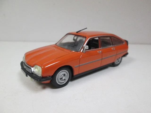 Universal Hobbies 1/43 - Citroen C 25 D Assistance Universal Hobbies 1/43 - Citroen C 25 D Assistance