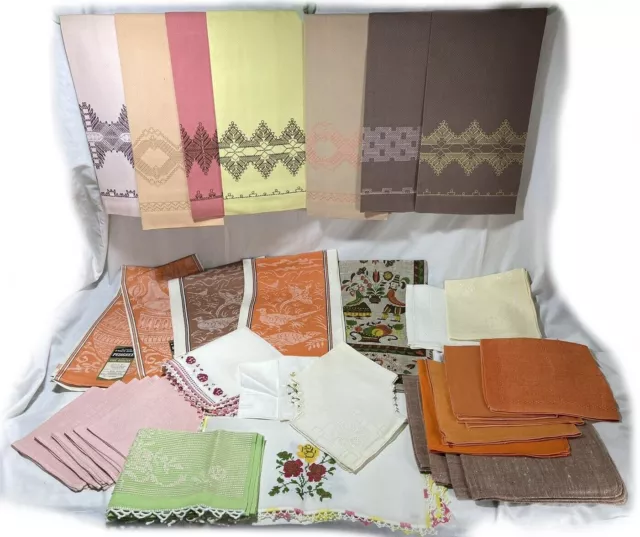 vtg 35 Piece Lot of Table Linens Embroidered Placemats Napkins Mid Century