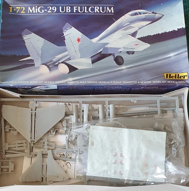 MAQUETTE AVION DE Chasse F-111 1/72 EUR 26,00 - FR