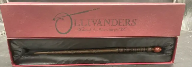 Wizarding World of Harry Potter Ollivander’s Wand Ash 3 Universal Studios 14.5"