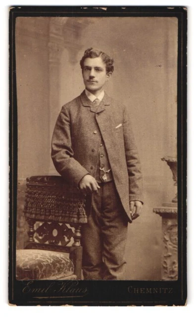Fotografie Emil Klaus, Chemnitz, Reitbahnstr. 18, Portrait charmanter junger Ma