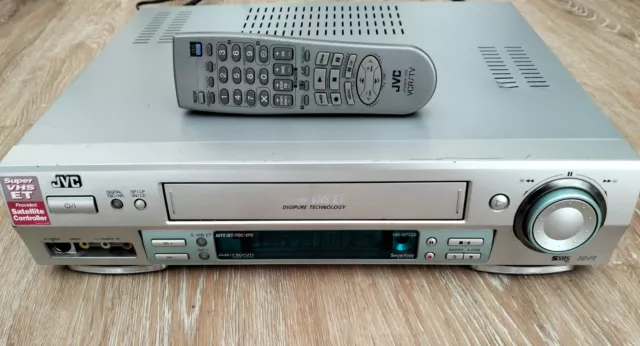 JVC HR-S7722 Super VHS, TBC + Remote.