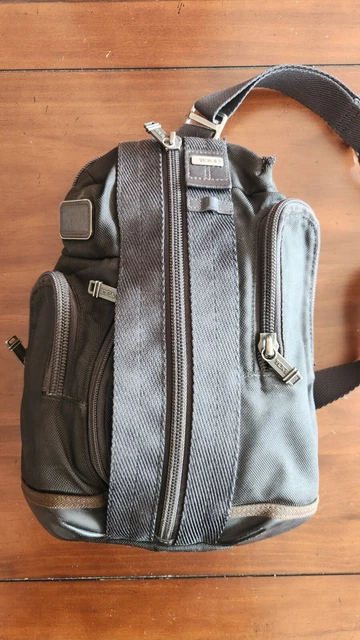 Tumi Alpha Bravo Monterey Sling style !!!READ TEXT!!!