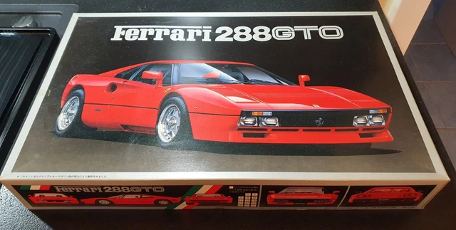 Maquette Fujimi 1/16 Ferrari 288 GTO – Kit à Monter, Occasion Très Bon état