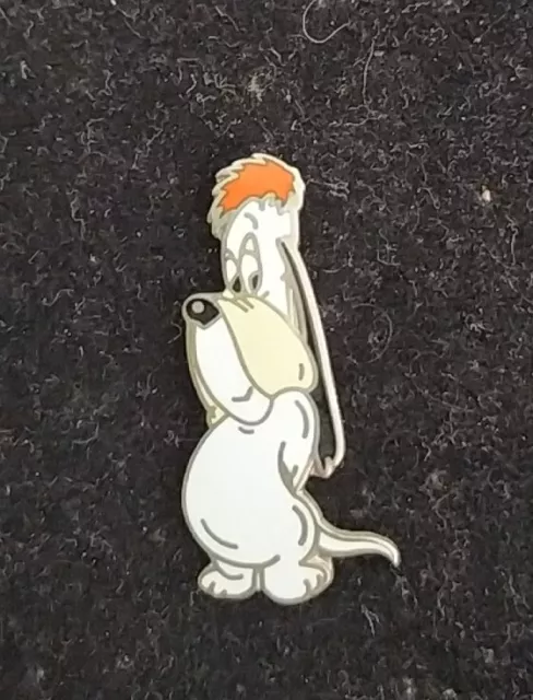 Pin's Droopy (signé démons et merveilles -)