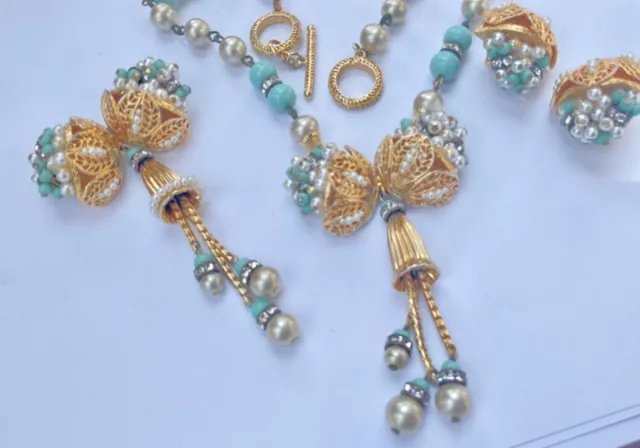 PRETTY vintage AQUA beads, faux PEARLS filigree necklace, pin, earrings 3 pc SET