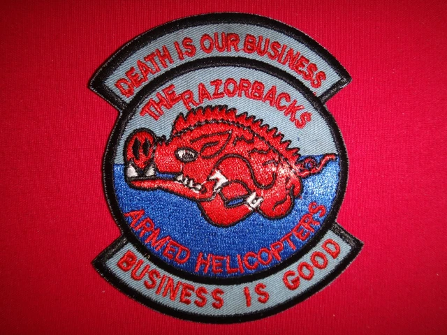 Flying Razorback Patch VIETNAM WAR PATCH US 120th Assault Helicopter Company THE RAZORBACKS £8 ...