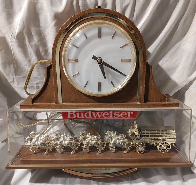 Vintage Budweiser Clydesdale Lighted Sign With Clock FOR SALE