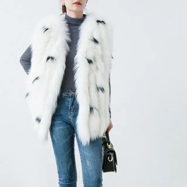 Women Real Fox Fur Vest Sleeveless V Neck Jackets Winter Luxury Short Warm Coat