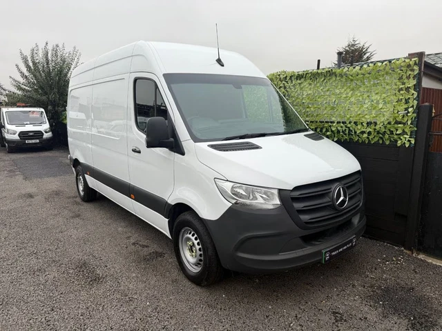 2021 MERCEDES-BENZ SPRINTER 85kW 55kWh Progressive Van Auto [80kW ...