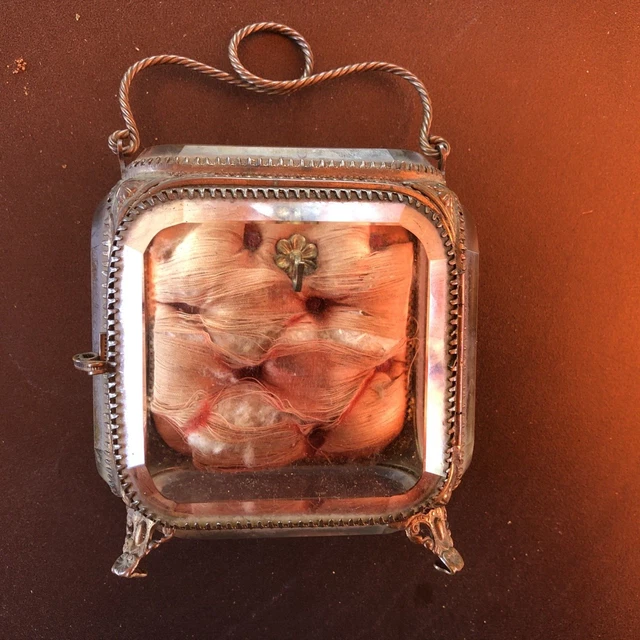 Rare Coffret Baptême Ou Mariage XIXe Avec Verre Biseauté Et Poupée De Cire