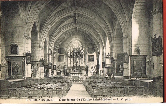 71 - Paray le Monial - intérieur de la Basilique - CPA - Voir Scans