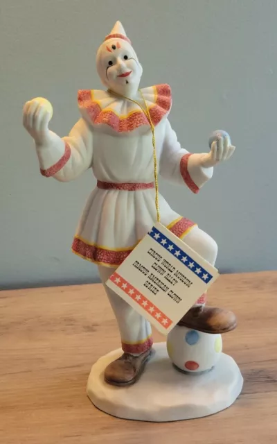 Vintage 1985 Circus World Museum "Neat" Flambro Clown Figurine Juggling